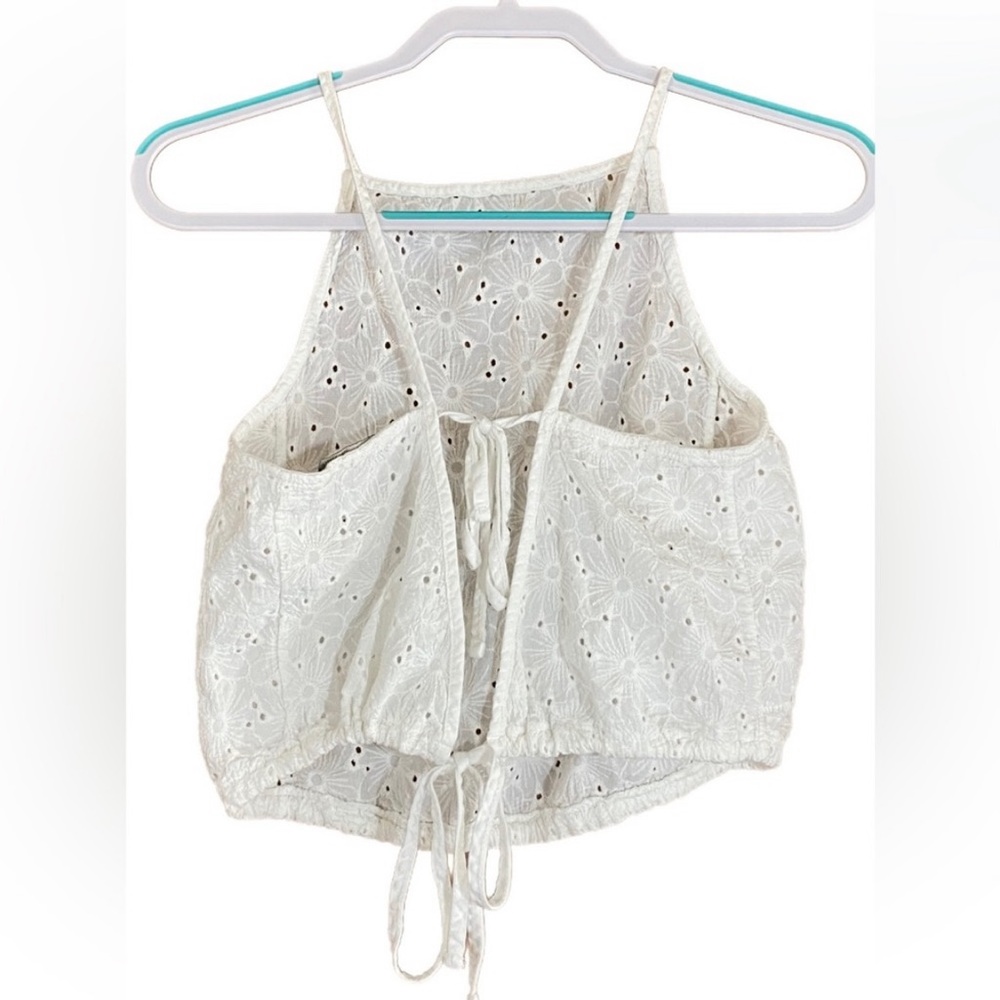 Brandy Melville Laguna Eyelet Halter Top White Open Back Tie Cotton OS - Picture 3 of 6